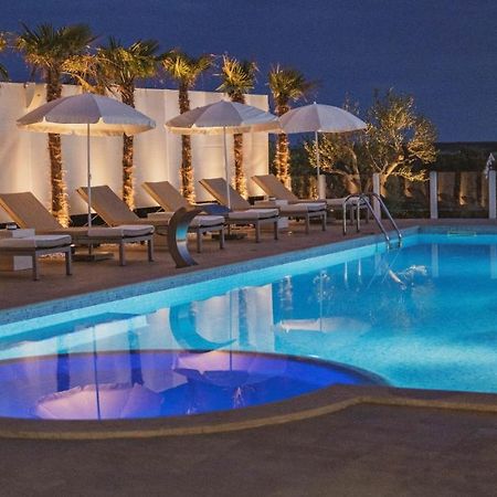 Luxury Apartments White Villa Violeta Mandre Ngoại thất bức ảnh