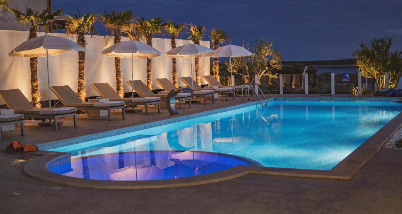 Luxury Apartments White Villa Violeta Mandre Ngoại thất bức ảnh