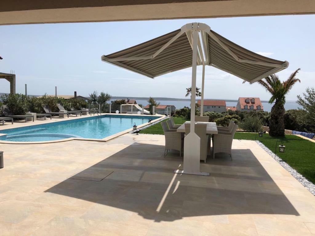 Luxury Apartments White Villa Violeta Mandre Ngoại thất bức ảnh